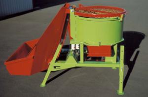  



	
		
			Caractéristiques
			BM 302 SKM
		
		
			Capacité de malaxage
			630 l
		
		
			Volume de la cuve
			300